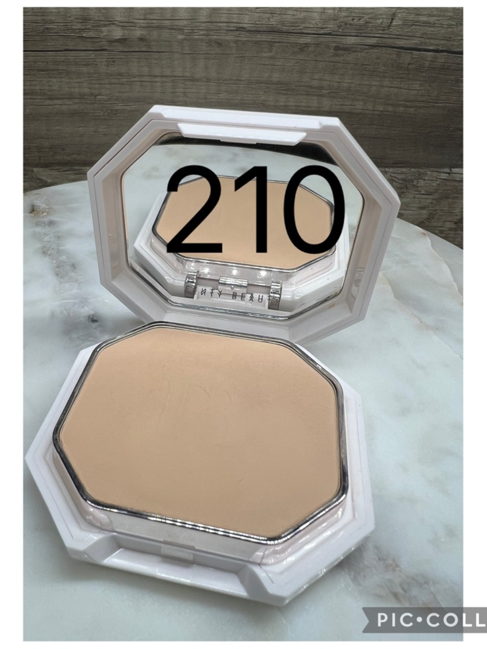 FENTY BEAUTY by Rihanna Pro Filt’r Soft Matte Powder Foundation - Shade 210